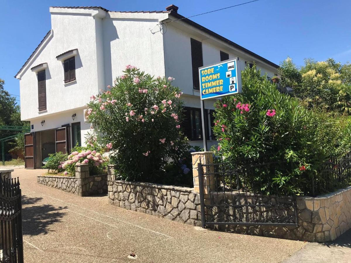 Draga Rooms Njivice Eksteriør billede