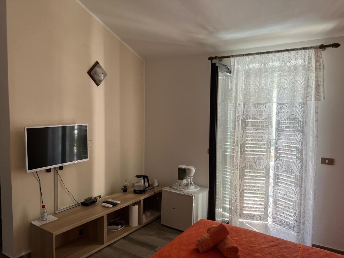 Draga Rooms Njivice Eksteriør billede