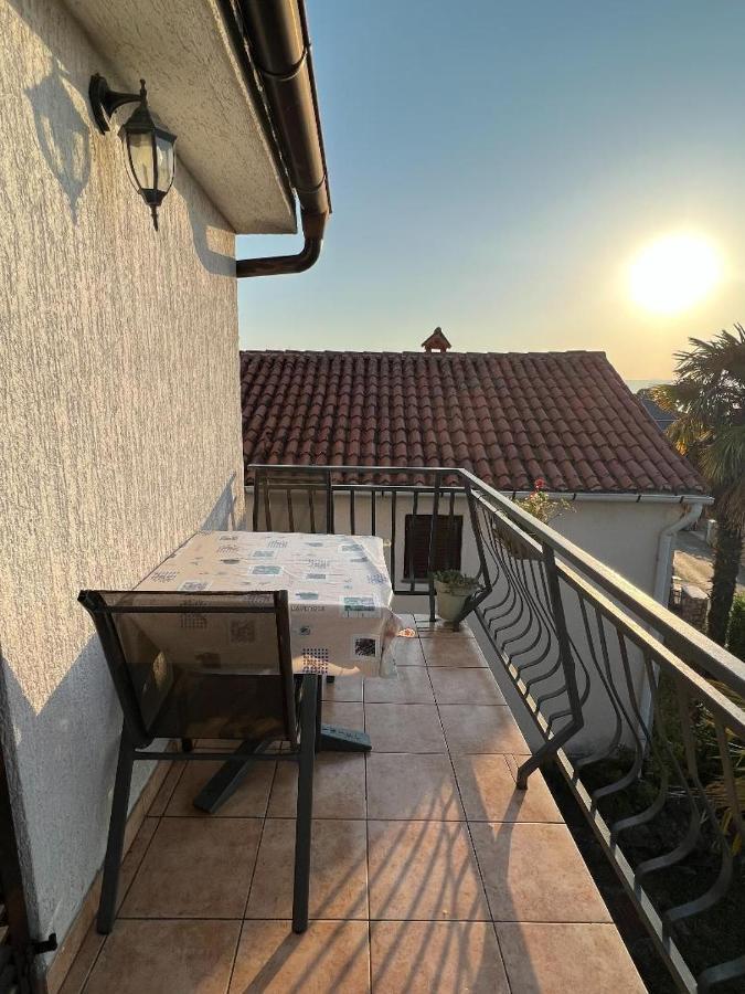 Draga Rooms Njivice Eksteriør billede